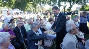 Zdjęcia pobrane ze strony www.swinicewarckie.com.pl